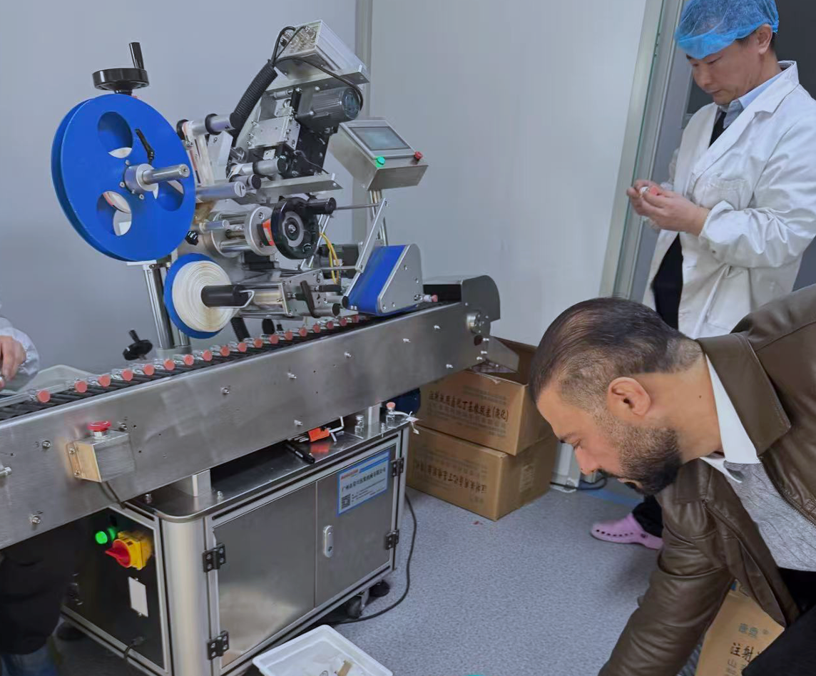 Middle Eastern clients to visit our factory